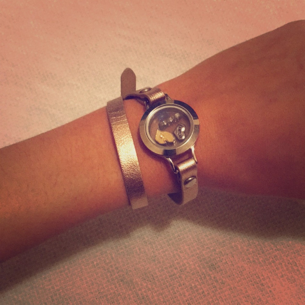 Origami Owl Wrap & Locket